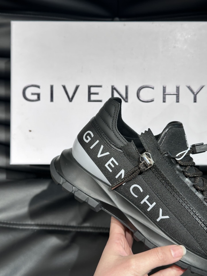 Givenchy Sneakers